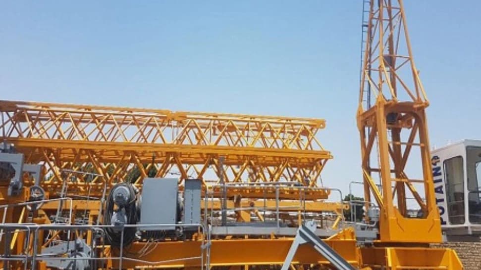 تعمیرات و اورهال کامل جرثقیل توسن